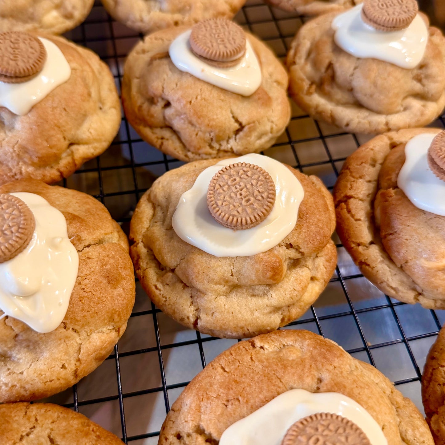 Golden Caramilk Cookie